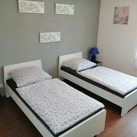 Haus Mohr - Ferienwohnung Im Taunus Weilmunster Zewnętrze zdjęcie