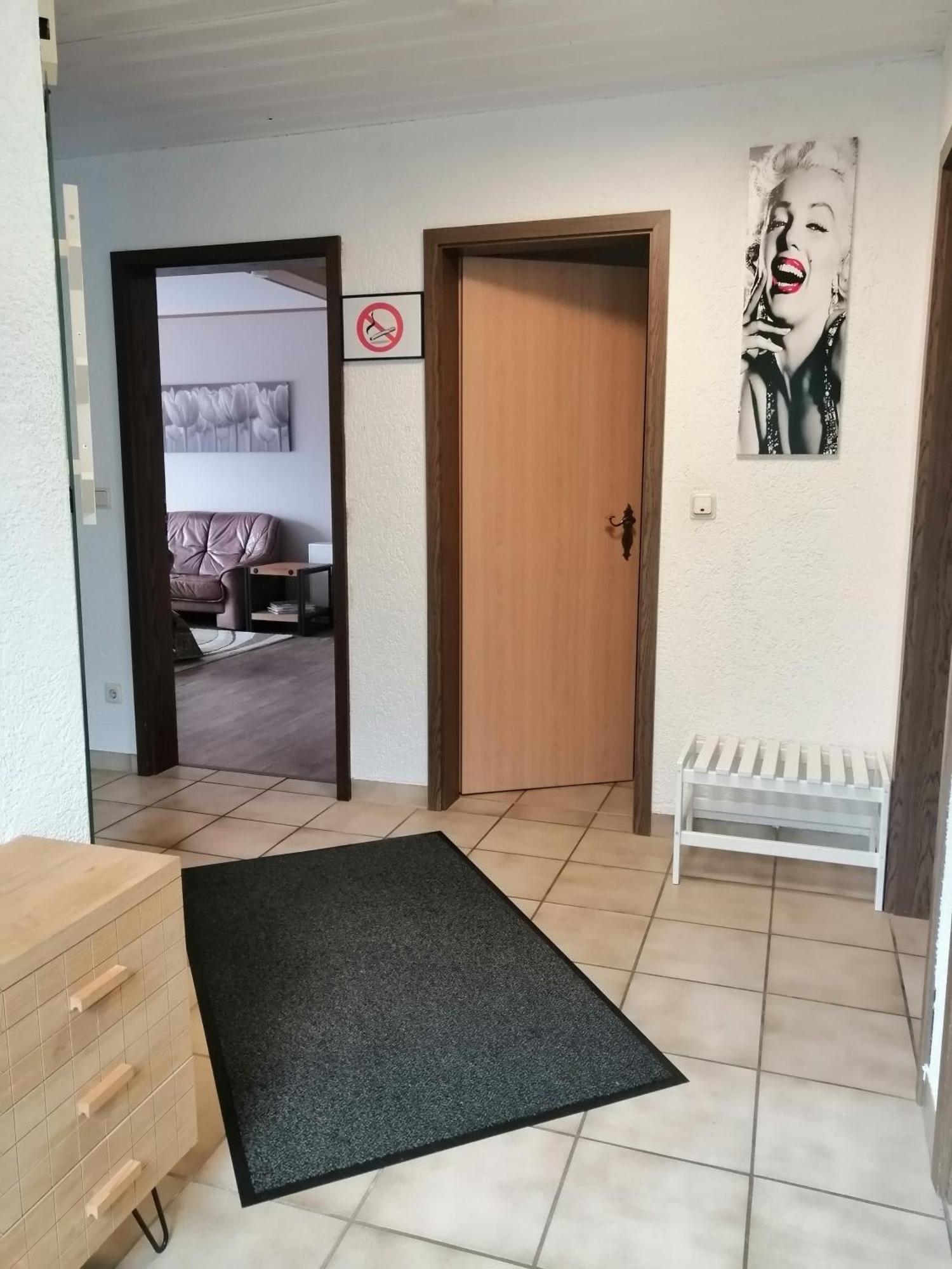 Haus Mohr - Ferienwohnung Im Taunus Weilmunster Zewnętrze zdjęcie